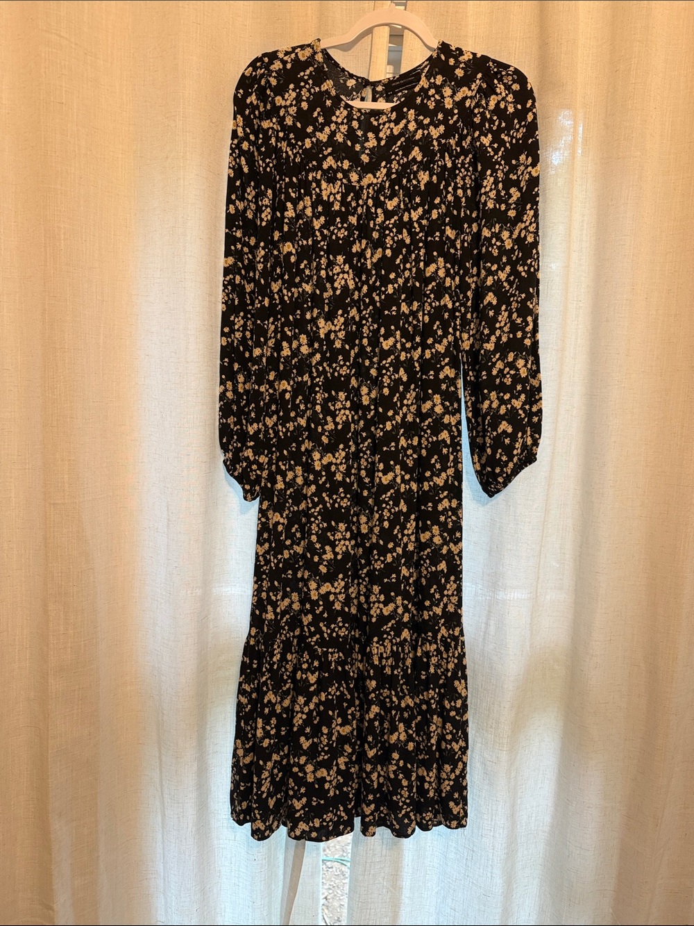 Urban Outfitters Black Floral Long Sleeve Midi Dress with Daisy Print
